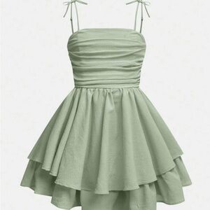 Elegant Green Layered Dress